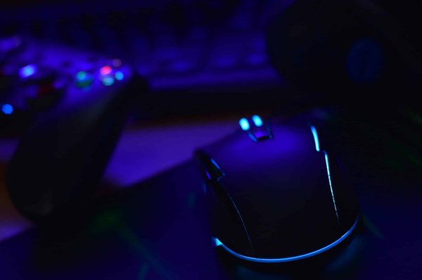 Quels sont les avantages de Logitech 502 Lightspeed Test?