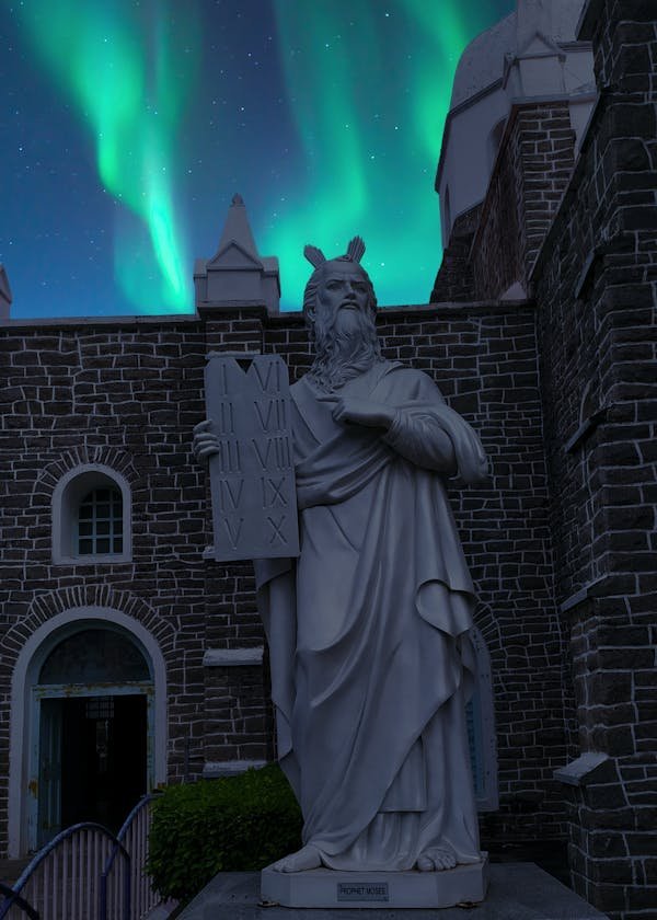 Les dix commandements de moïse : une sagesse intemporelle